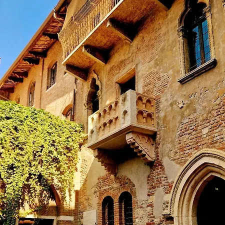Appartement Attico Esclusivo Piazza Delle Erbe - Santa Anastasia