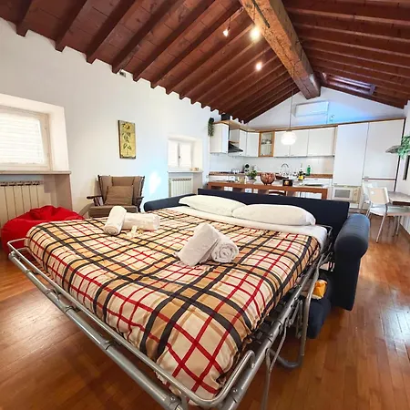 Attico Esclusivo Piazza Delle Erbe - Santa Anastasia Appartement Vérone