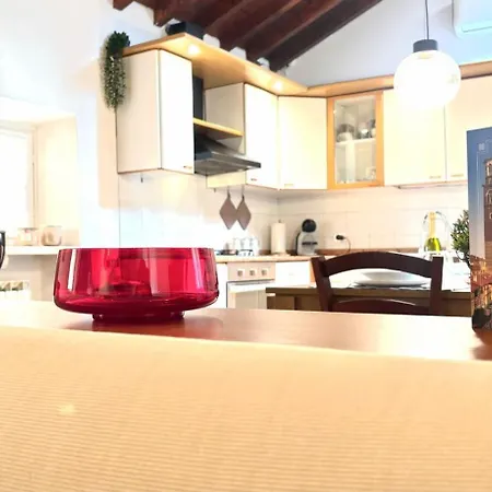 Appartement Attico Esclusivo Piazza Delle Erbe - Santa Anastasia