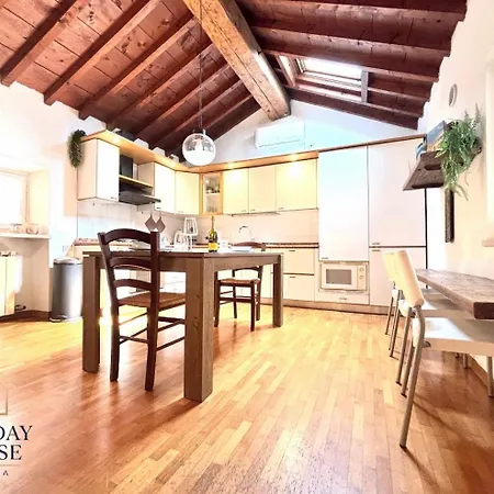 Appartement Attico Esclusivo Piazza Delle Erbe - Santa Anastasia Verona